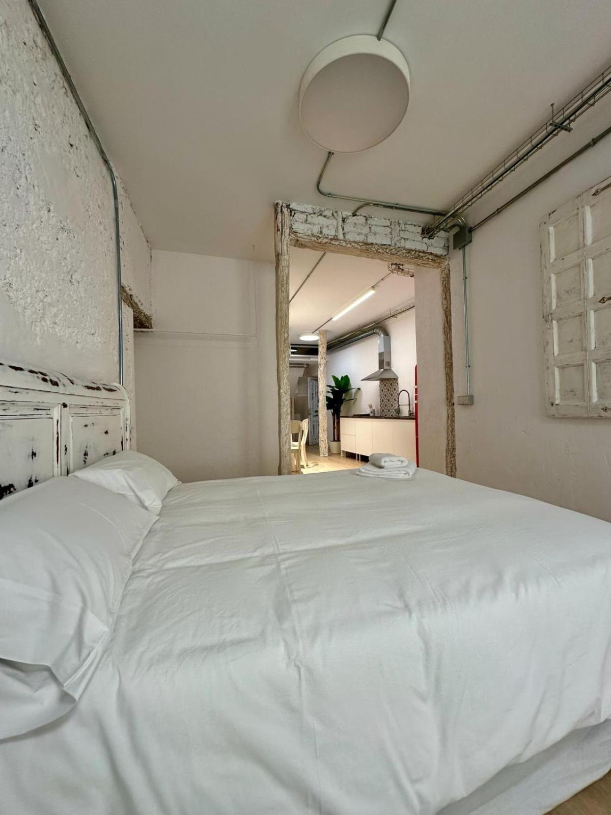 Apartamentos Carolina By Gaiarooms レオン エクステリア 写真