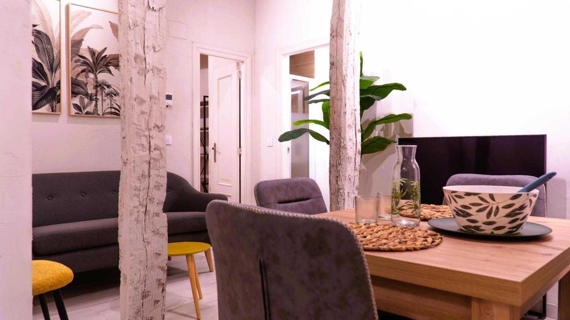 Apartamentos Carolina By Gaiarooms レオン エクステリア 写真