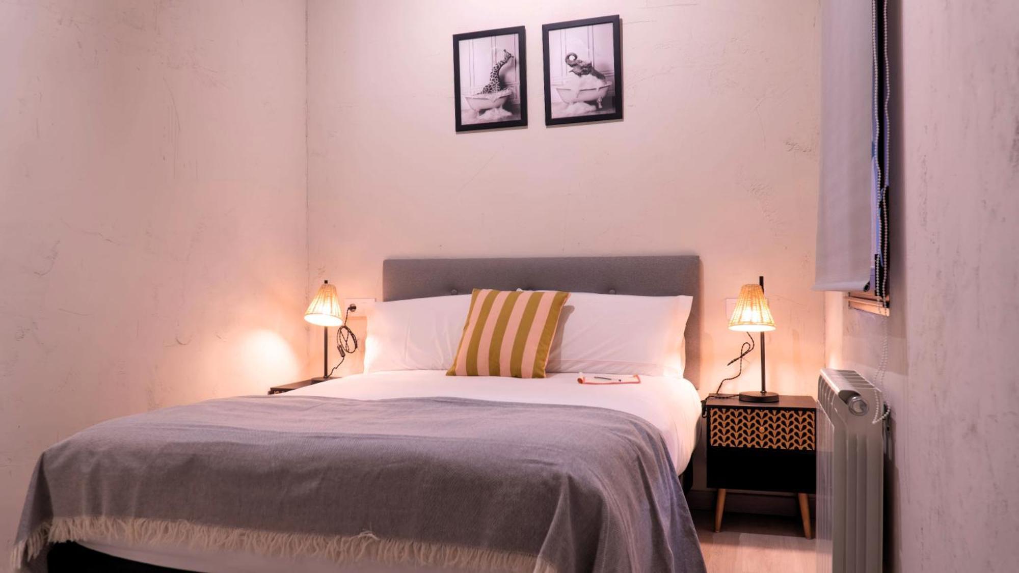 Apartamentos Carolina By Gaiarooms レオン エクステリア 写真