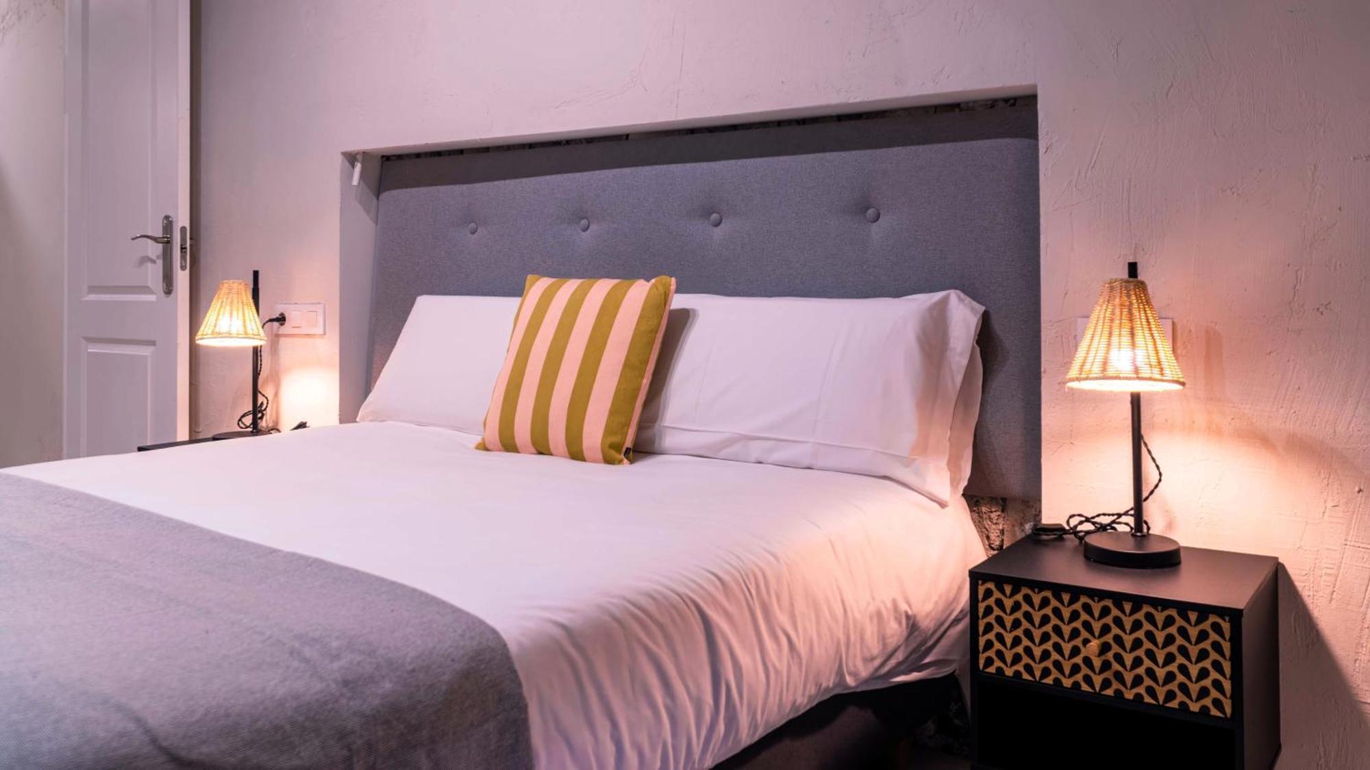 Apartamentos Carolina By Gaiarooms レオン エクステリア 写真