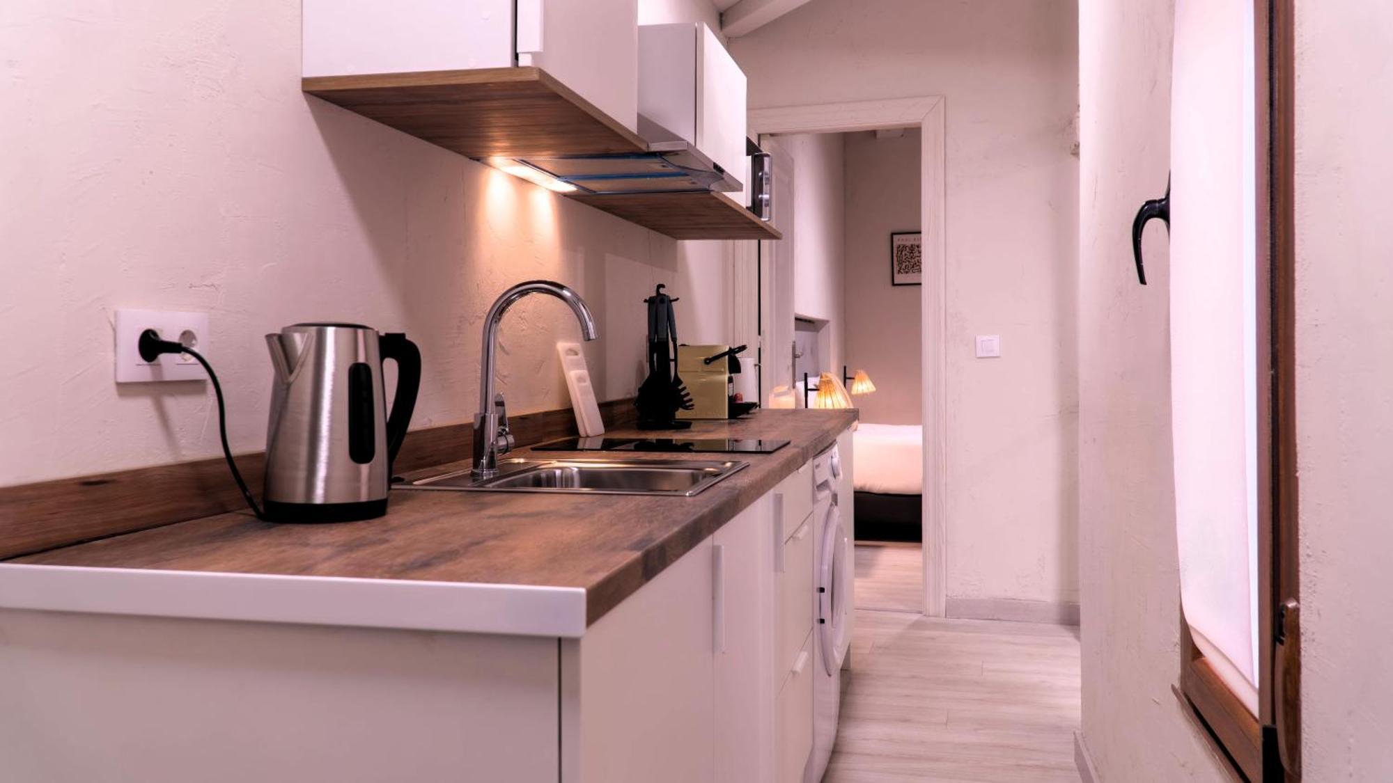 Apartamentos Carolina By Gaiarooms レオン エクステリア 写真